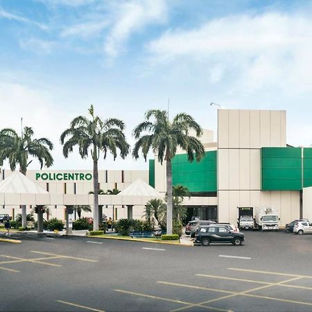 Mega Suite Junto Al San Marino Shopping Guayaquil Esterno foto