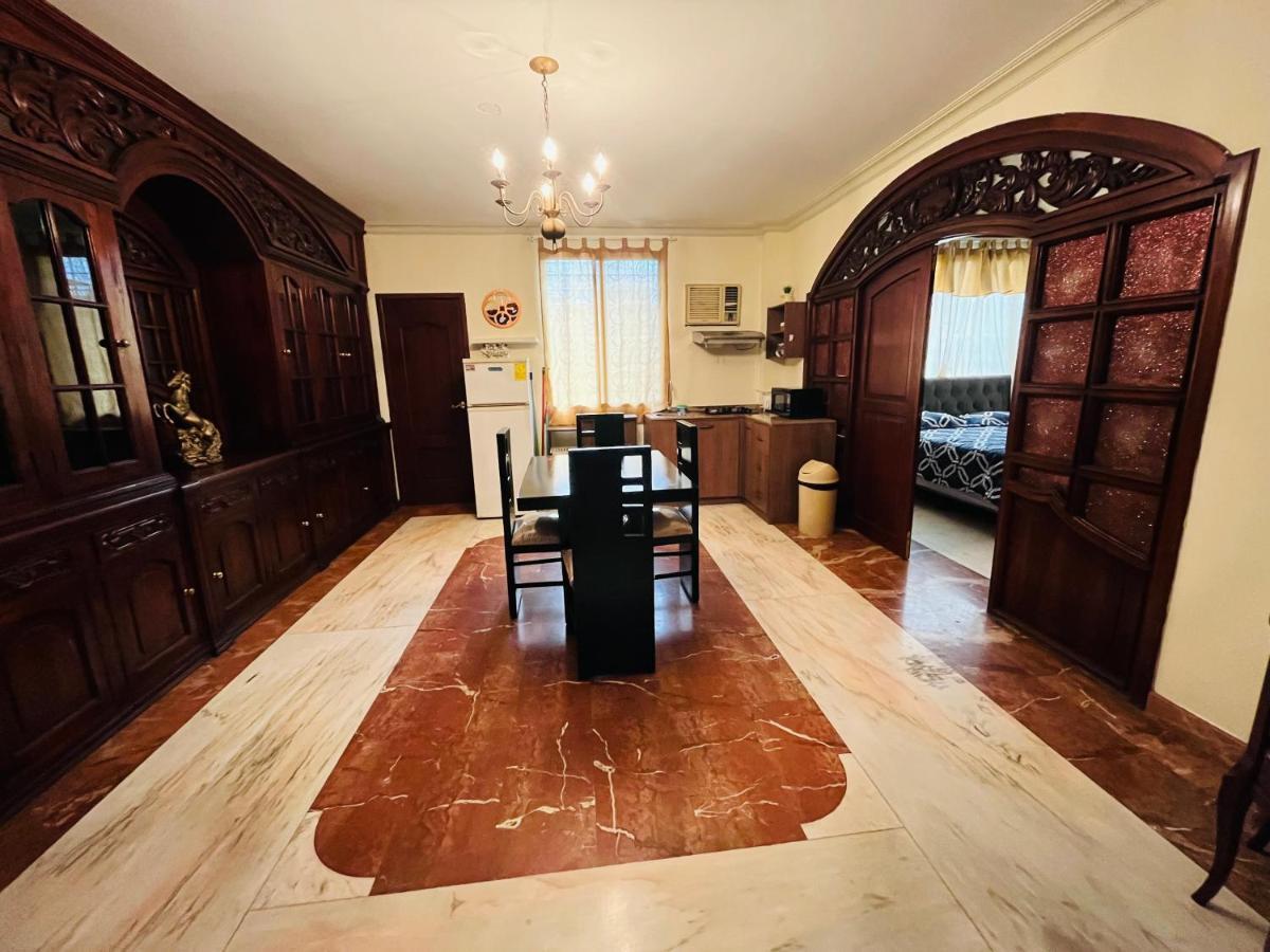 Mega Suite Junto Al San Marino Shopping Guayaquil Esterno foto